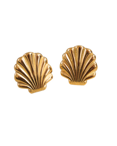 Gold shell shaped earrings