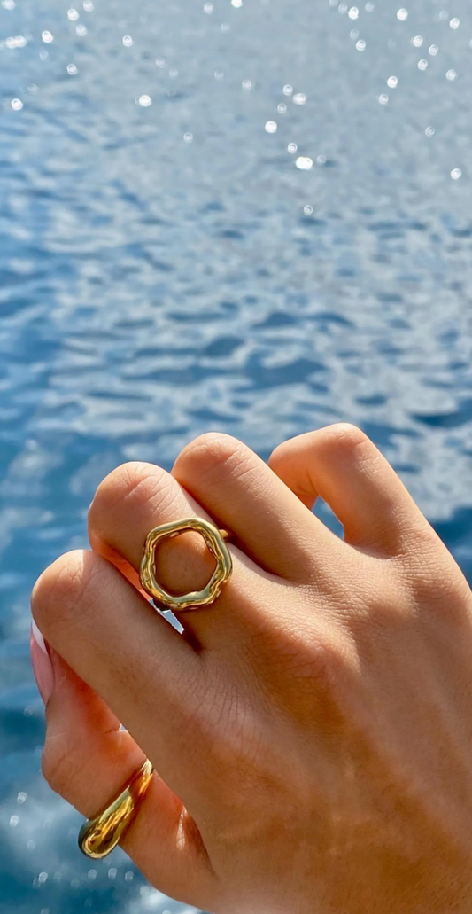 Gold Tulum oval ring