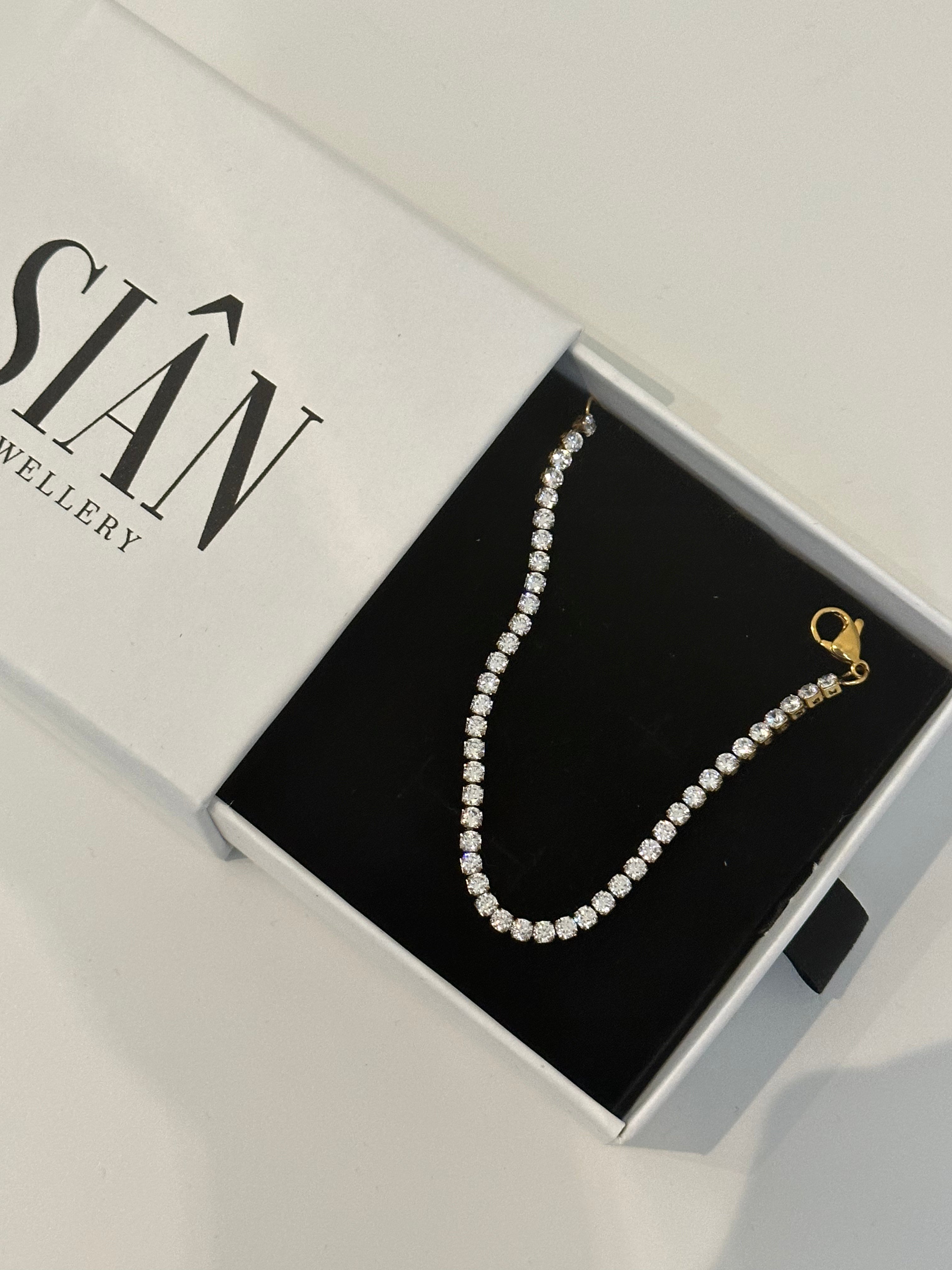 18k Gold plated Tennis Bracelet in GIft Box