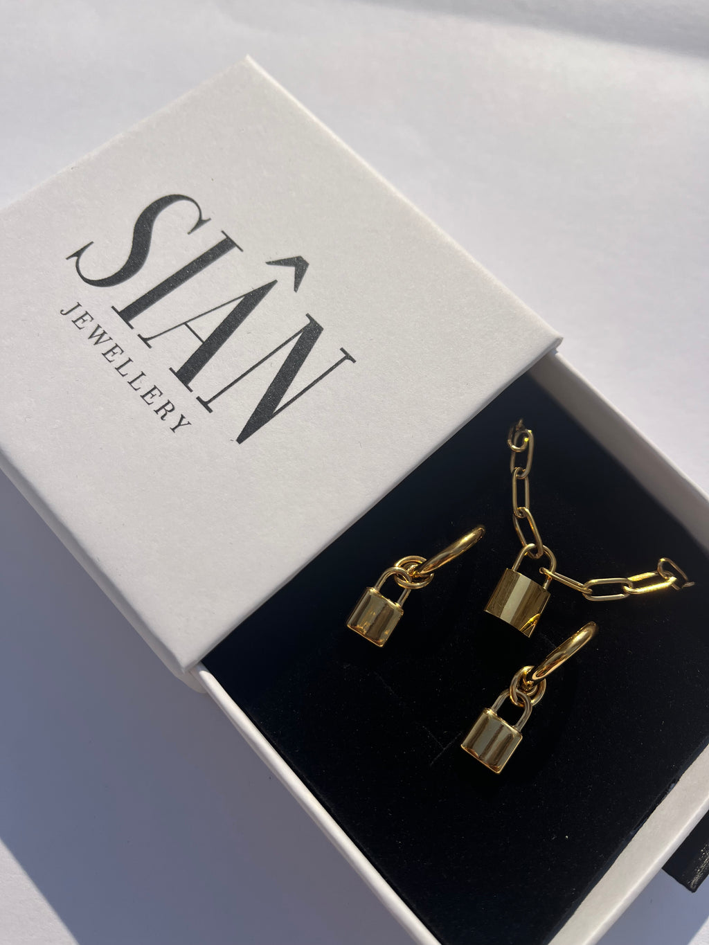 padlock gold jewellery gift set